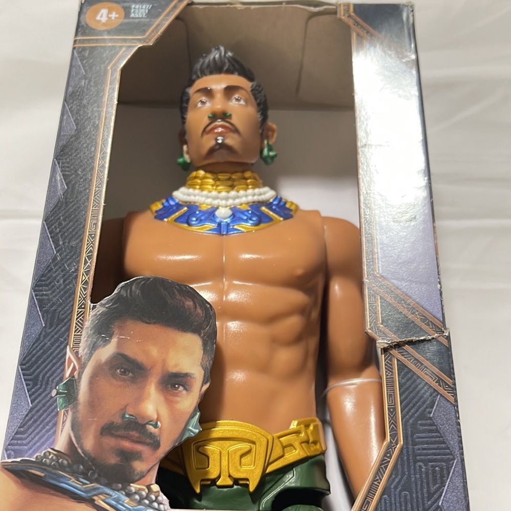 Marvel Titan Hero Series Wakanda Forvere Namor 12" Action Figure 2022 Hasbro - Picture 2 of 7